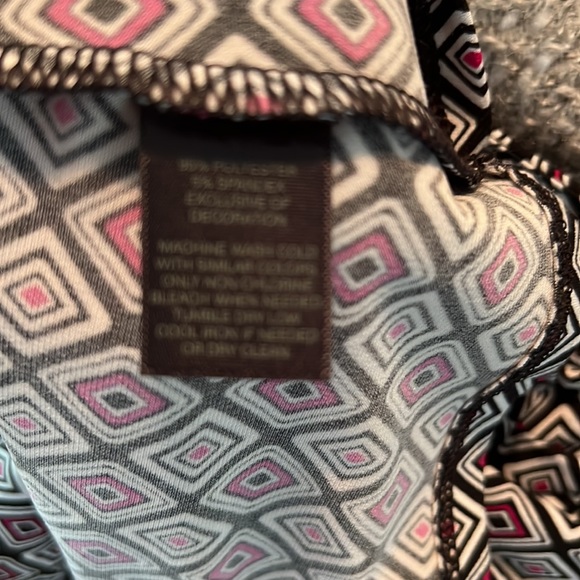 WHBM sleeveless tank. Black, white, hot pink with black lace at neckline - Picture 6 of 6